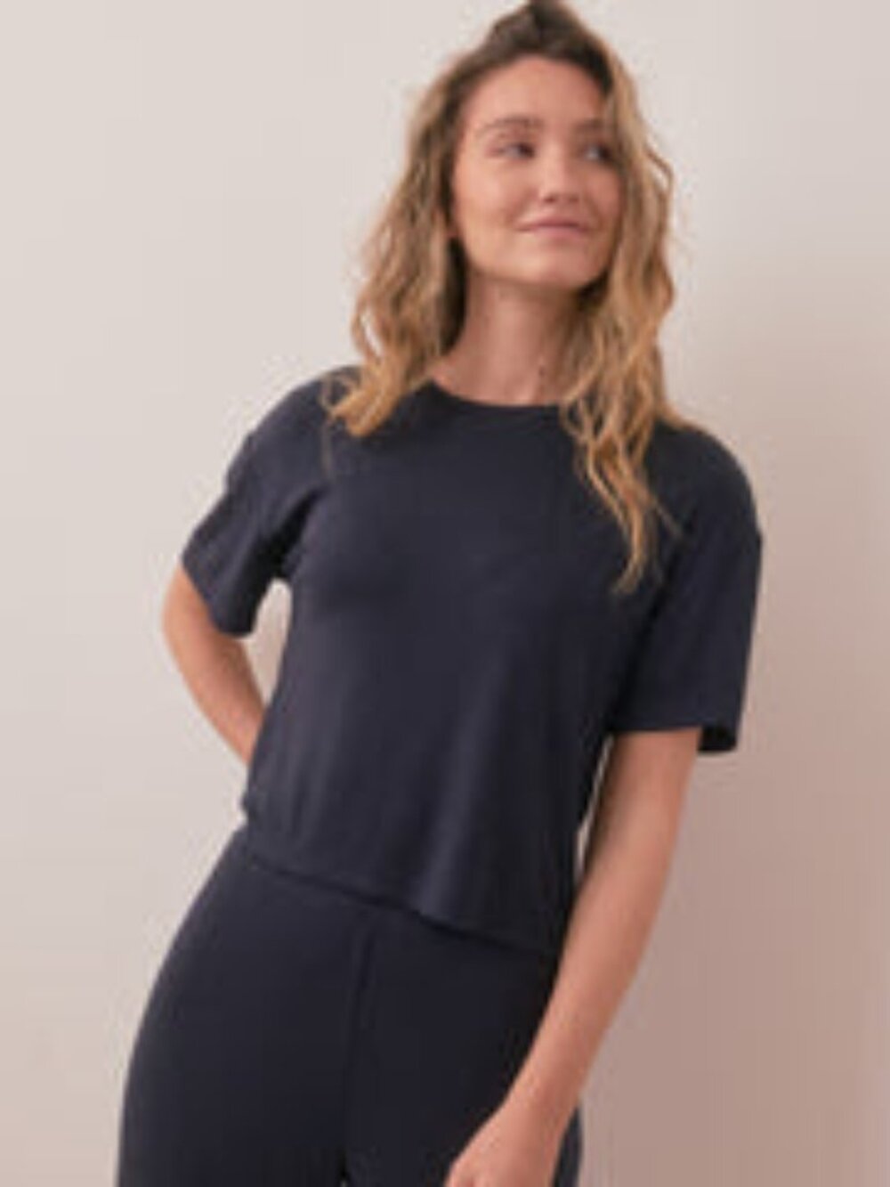 Marine Layer Lexi Rib Lounge Cropped Tee - Medium / Navy